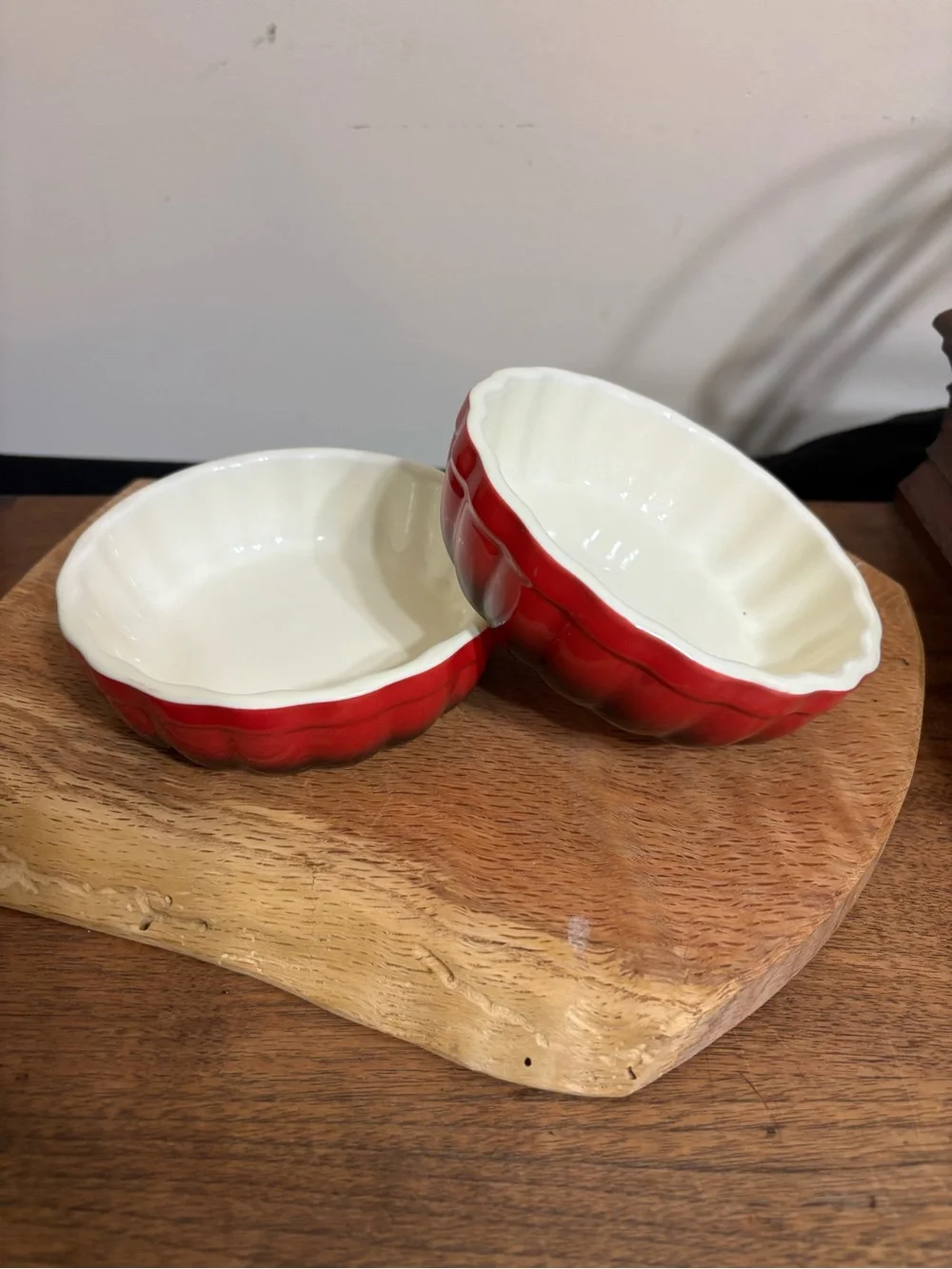 Rocq Parisian Patisserie Red Scalloped Ceramic Ramekins Baking Dishes Set of 2
